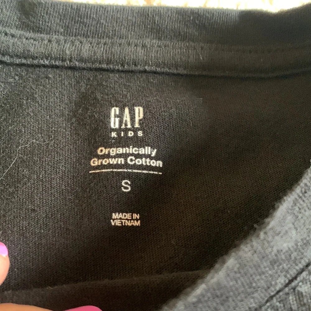 GAP Kids Organic Cotton Zodiac Graphic T-Shirt Black Top 6/7 Small EUC